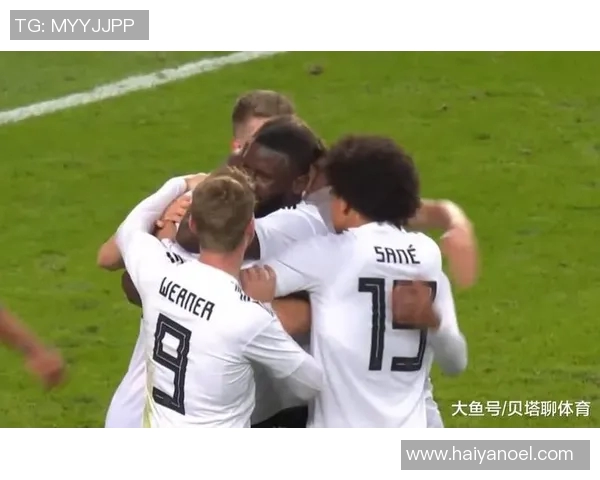 德国与巴西激战正酣勒夫表情引发球迷热议