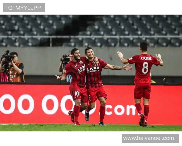 恒大与上港激战正酣精彩对决回顾及赛后分析