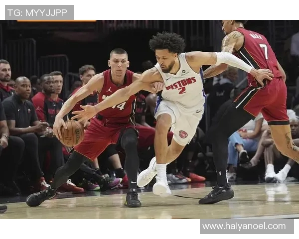 活塞与热火实力对比分析揭示双方胜负关键因素与战术布局 活塞与热火实力对比分析揭示双方胜负关键因素与战术布局